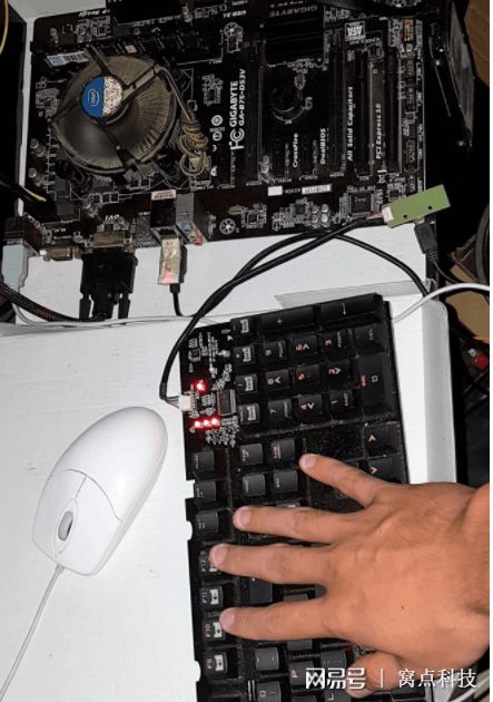 不一樣的電腦使用體驗(yàn) 從零開始，在老舊計(jì)算機(jī)硬件上安裝Ubuntu的完整指南